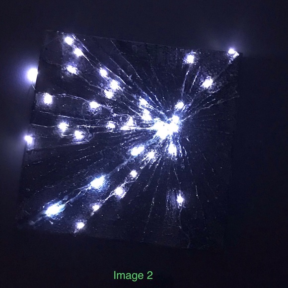 3 in 2 pictures. Larger 16x16 becomes a light constellation-like photo when lit! - Picture 3 of 3